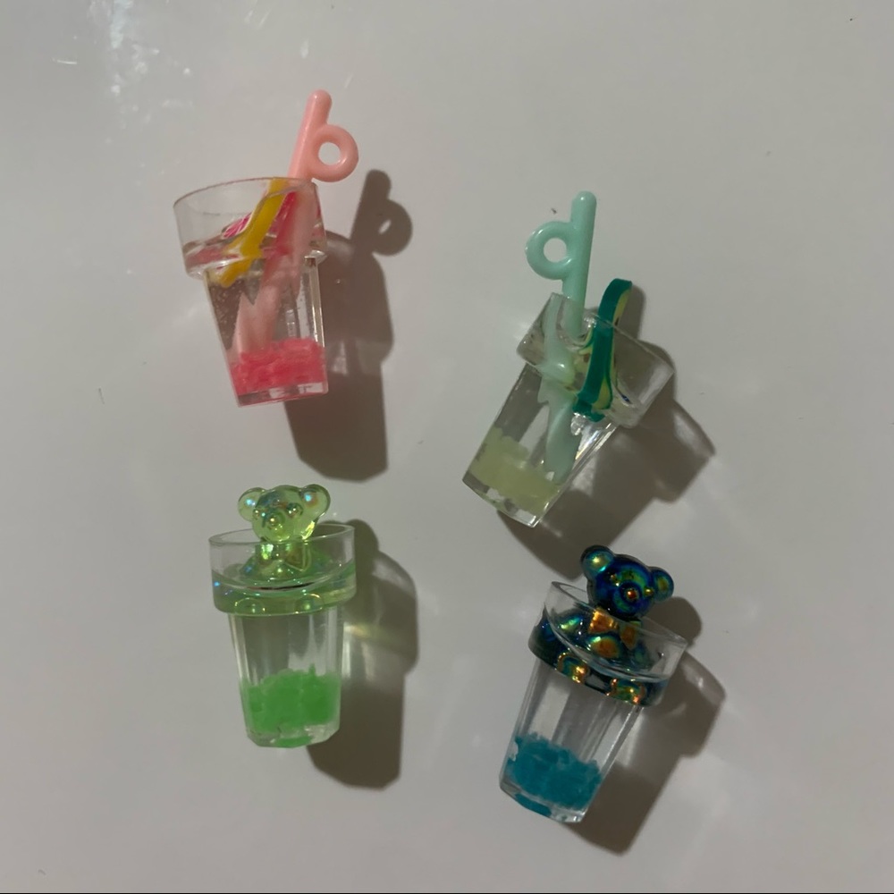 Bear and Fruit Juice Glasses Set of 4 Mini Magnets